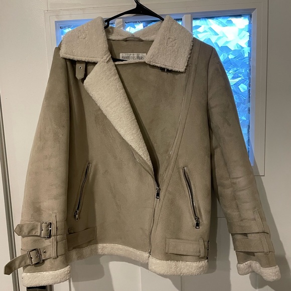 Gorgeous Shearling Coat! - Picture 2 of 3